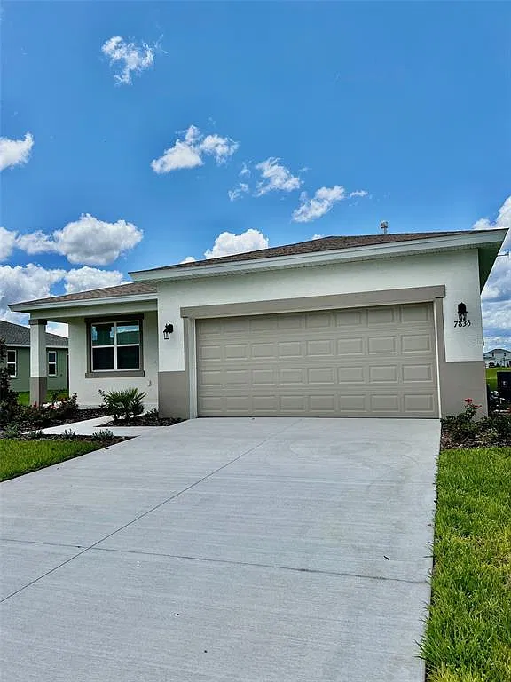 3 bed, 2.0 bath, 1856 sqft, $2,395 — Photo 1