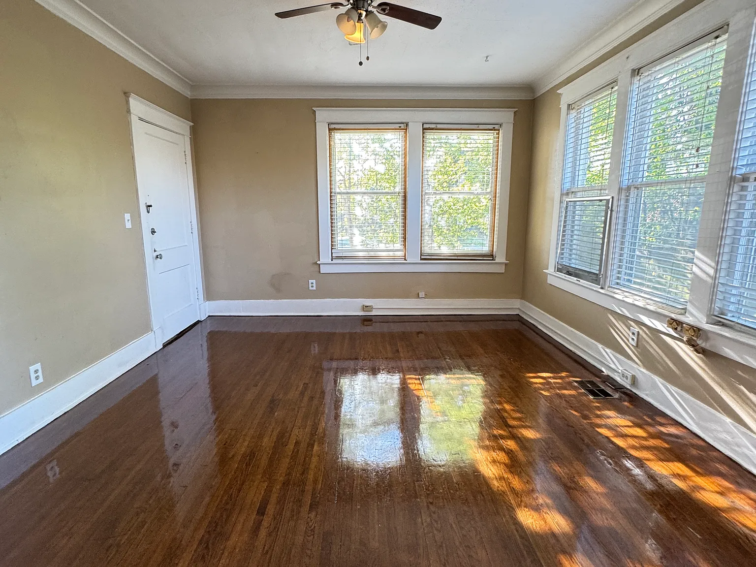 2 bed, 950 sqft, $875 — Photo 4