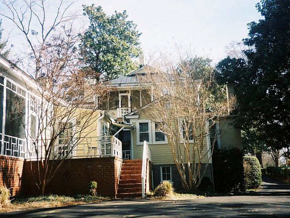 2nd image of 1116 Washington Ave