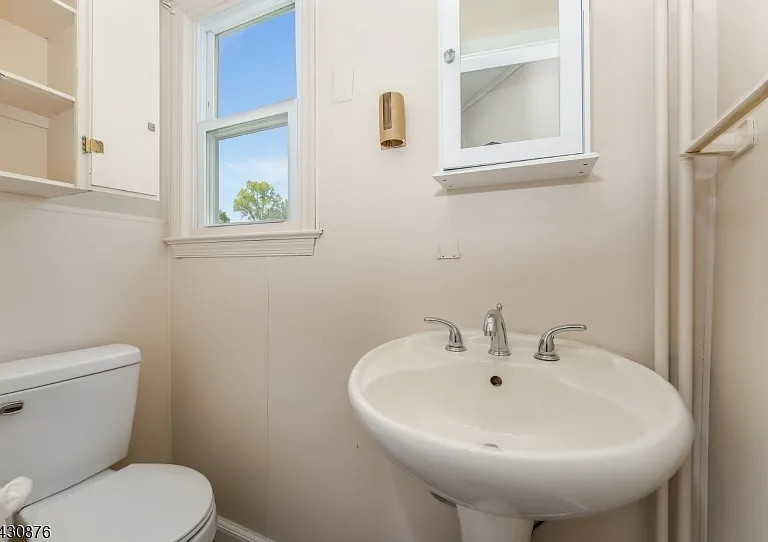 33 Sergeantsville Rd #B — Photo 10
