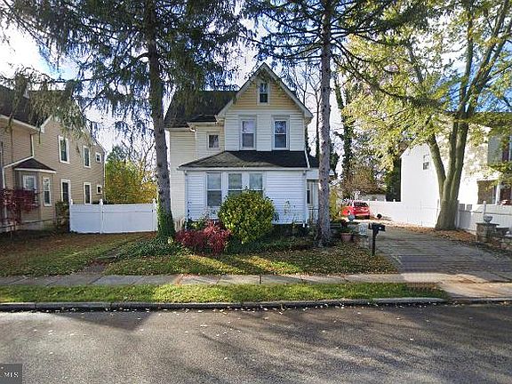 3rd image of 333 Swarthmore Ave