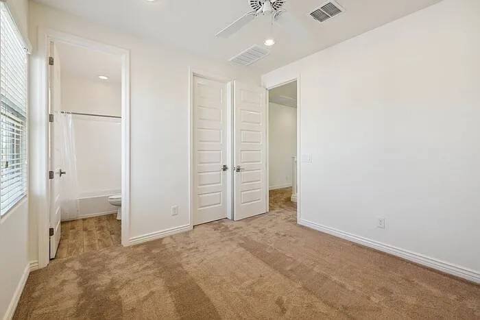 211 E Brinley Dr — Photo 34