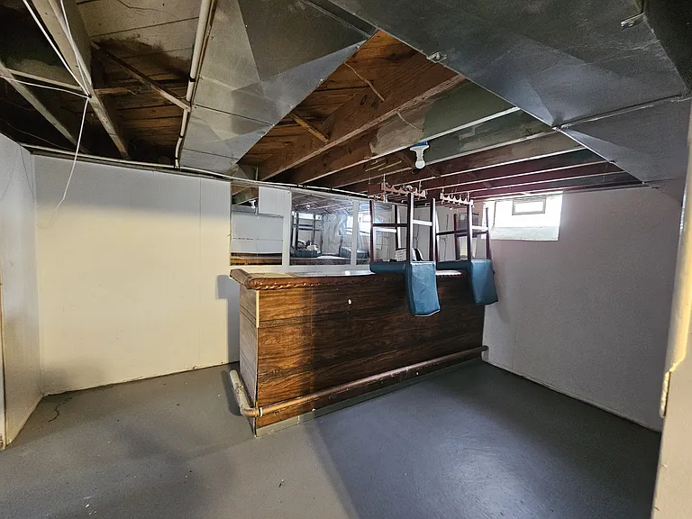 1517 Helen St — Photo 15