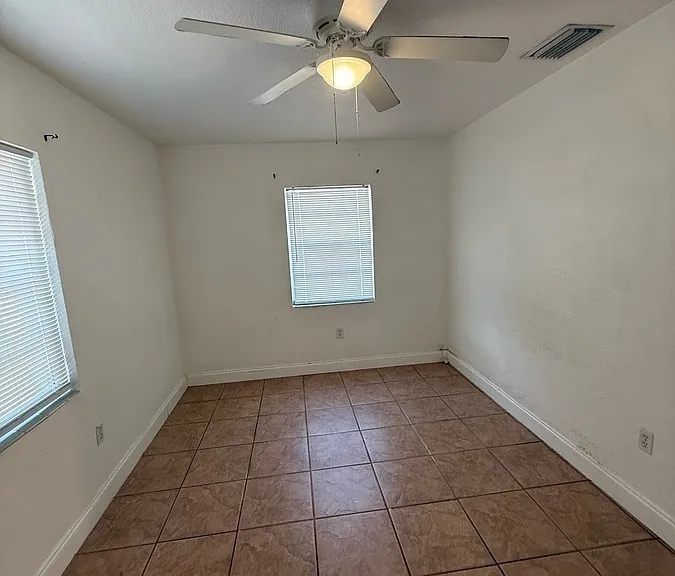 1252 Eldridge St — Photo 21