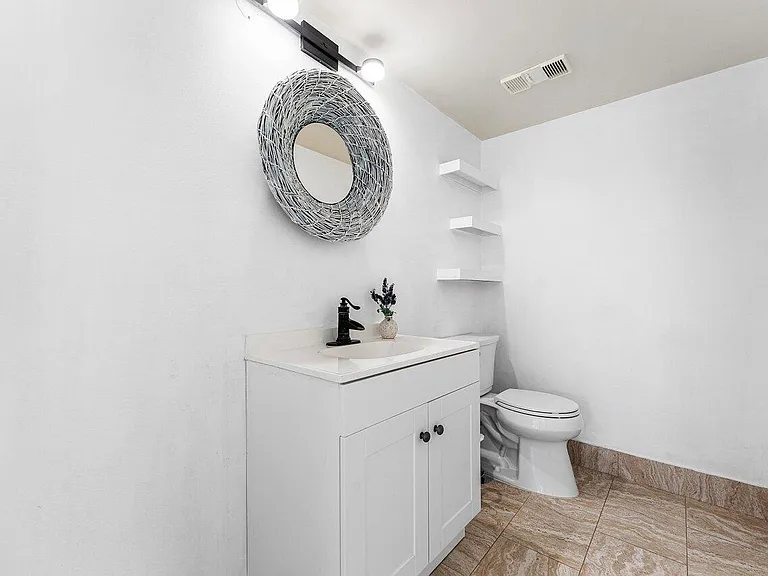 6115 Seven Springs Blvd — Photo 20