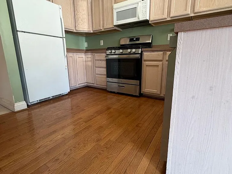 2158 Capstone Cir — Photo 15