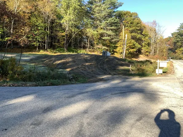979 Whitefield Road, Pittston, ME 04345