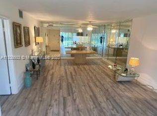 900 SW 125th Way APT 203R, Pembroke Pines, FL 33027