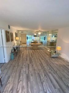 900 SW 125th Way APT 203R, Pembroke Pines, FL, 33027