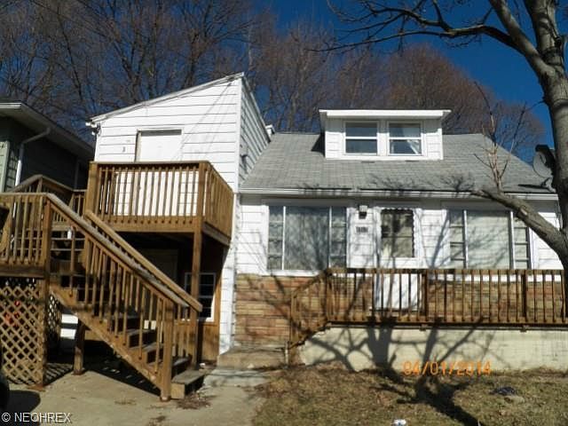 2nd image of 1265 Main St
