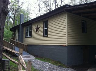 676 Macedonia Rd, Asheville, NC 28804