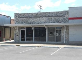 301 Batesville Shopping Vlg, Batesville, IN 47006