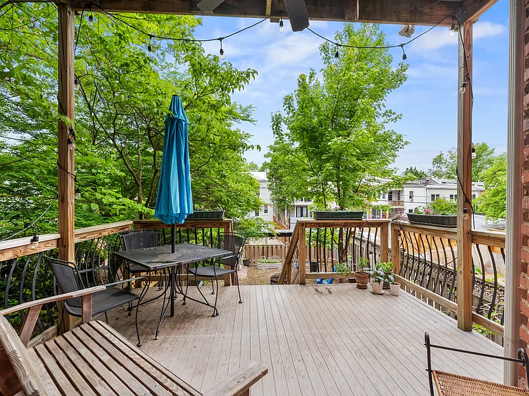 1722 Kilbourne Pl NW — Photo 19