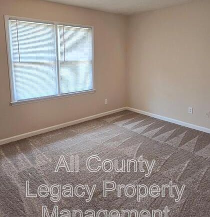 5th image of 1901 Patterson Ct