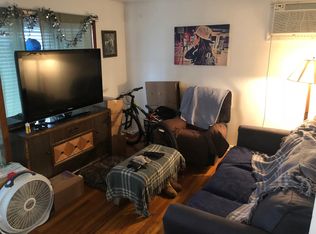 123 W Granada Ave, Lindenhurst, NY 11757