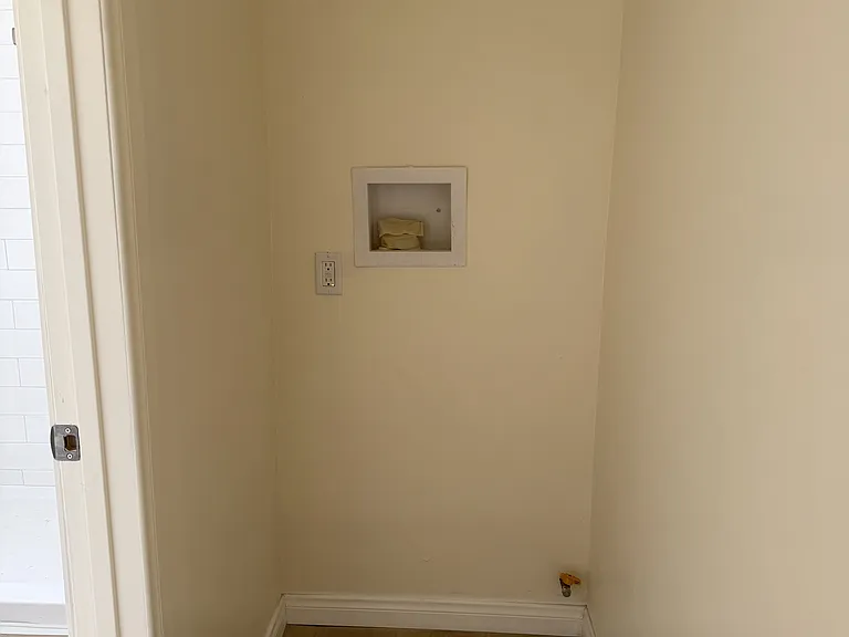 3260 Ocean View Blvd #B — Photo 9