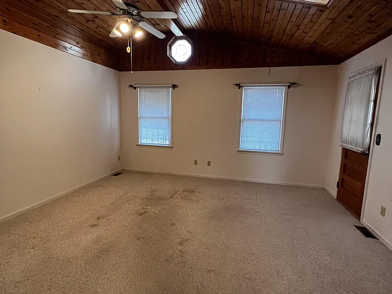 4214 Blossomwood Dr — Photo 16