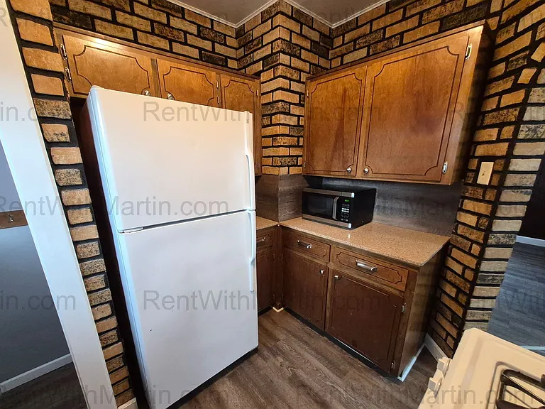 1212 Forest Ave — Photo 8
