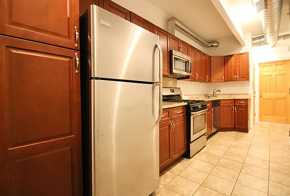 Rented by Bold New York | media 9