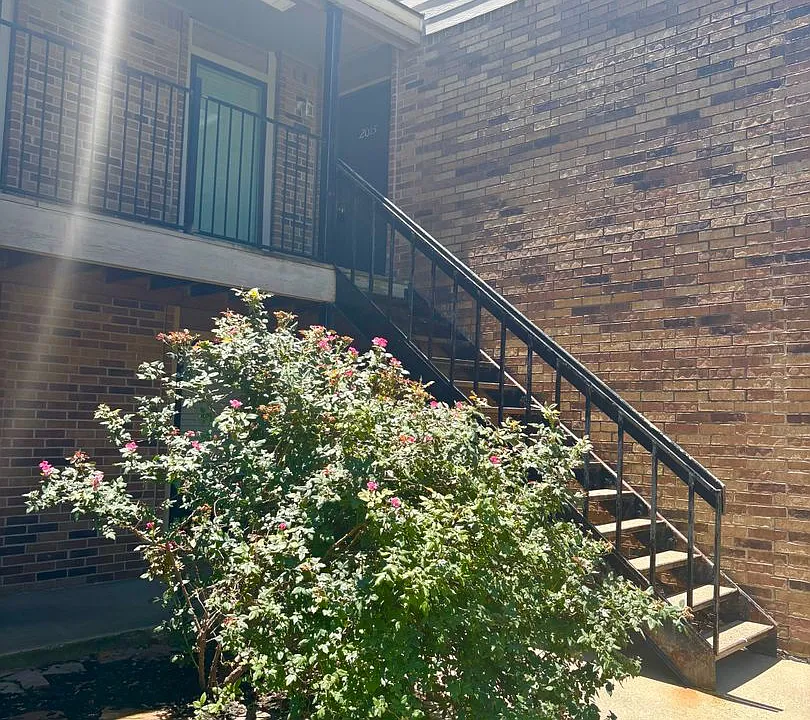 8109 Skillman St #2015