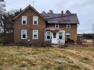 5211 Elmwood Rd, Colgate, WI 53017