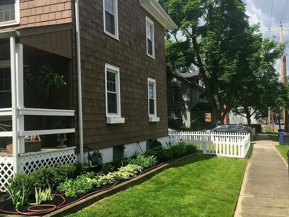 side yard