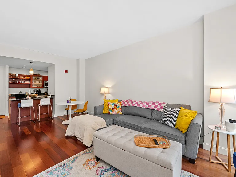 17 Otis St #307 — Photo 5