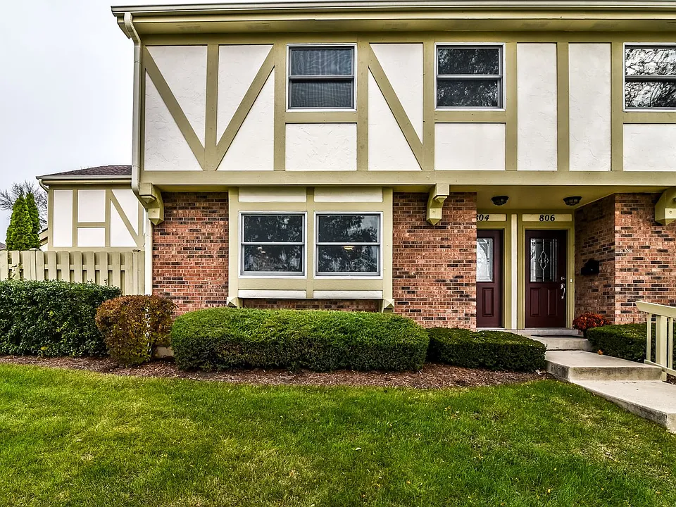804 E Hillside Ave