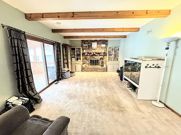 3rd image of 19418 Golfview Dr