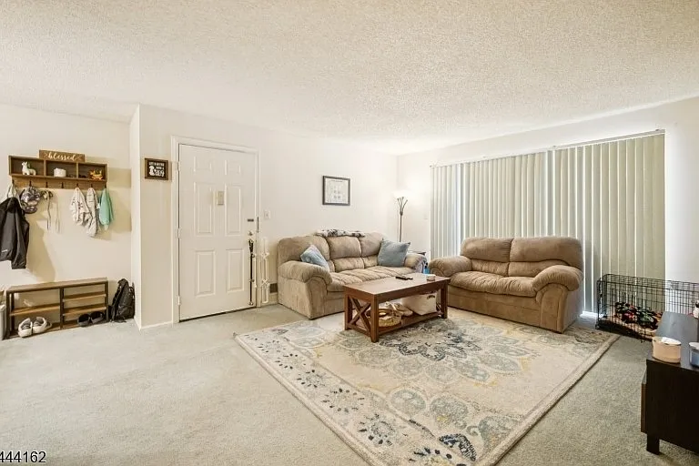 269 English Pl — Photo 4