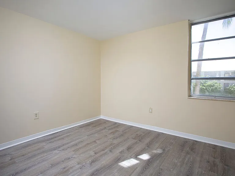 3312 Northside Dr #307 — Photo 9