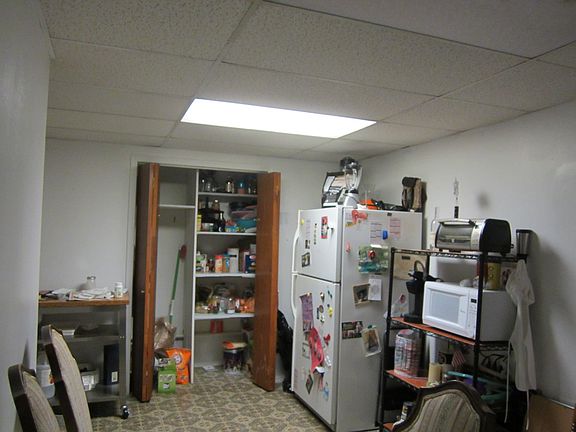 4th image of 123 S Hillside Ave #1B