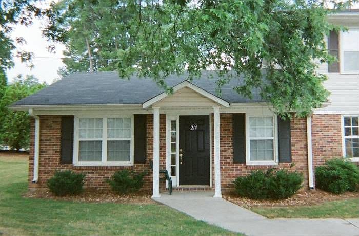 214 Parkview exterior