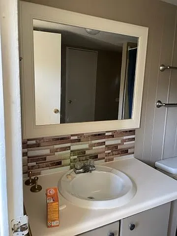 125 Emily St — Photo 3