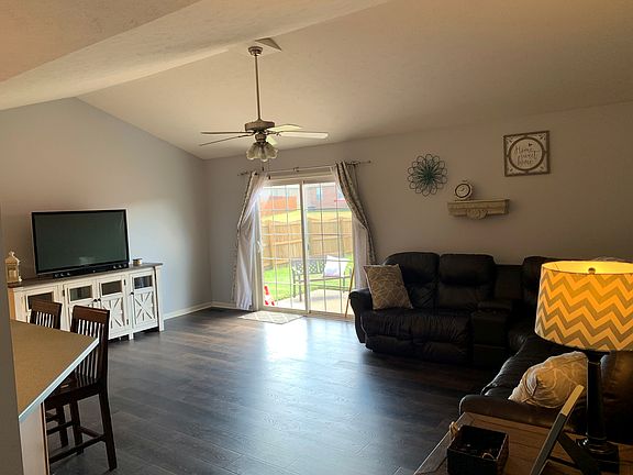 2nd image of 1307 Bowden Dr