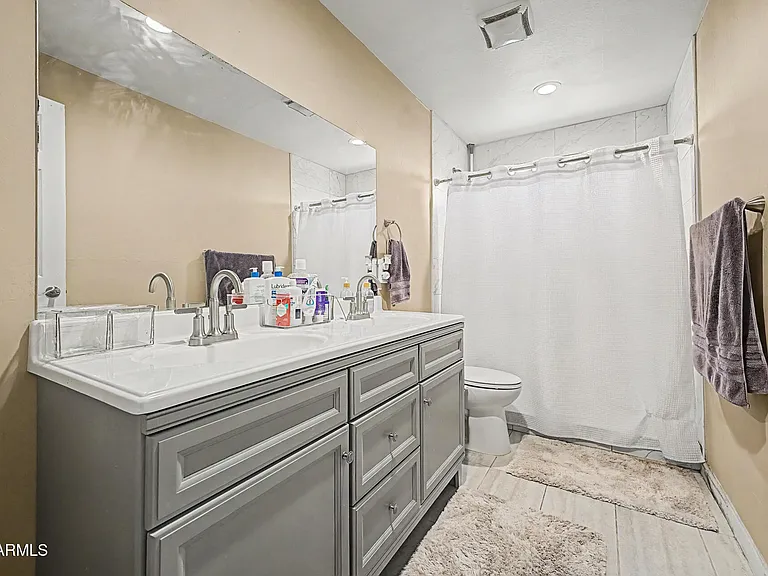 515 E Vista Del Cerro Dr — Photo 24
