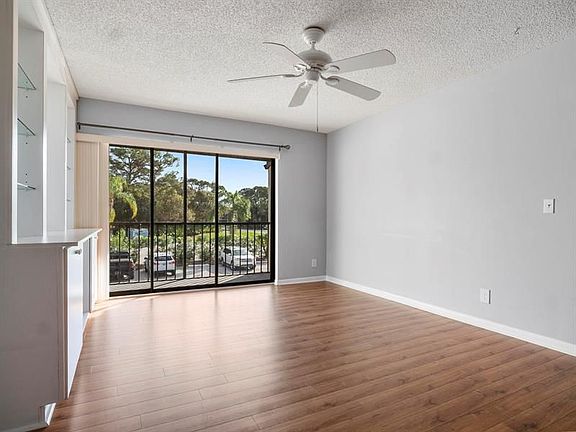 5th image of 2733 SW Matheson Ave APT 115-D2