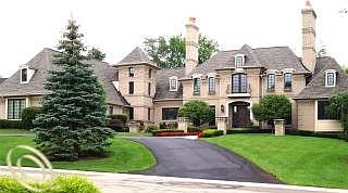 2nd image of 524 Barrington Ct