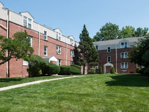 434 E Vine St #434E, Elizabeth, NJ 07202