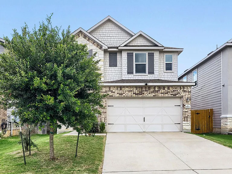 6504 Albany Sleigh Dr — Photo 2