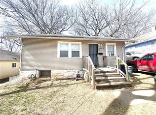 8020 Garfield Ave, Kansas City, MO 64132