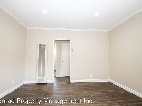 2nd image of 18315 Malden St APT 6