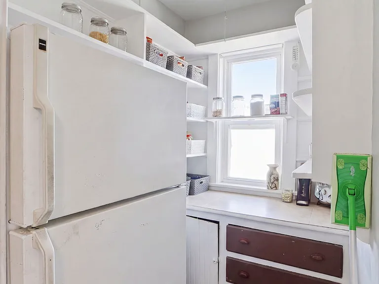 19 Irma Ave #3 — Photo 10