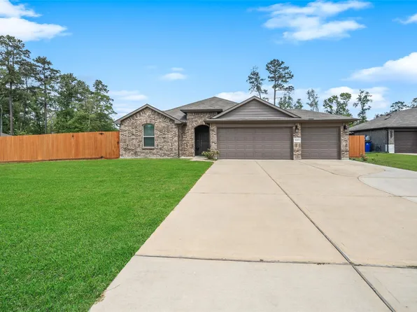 3003 Titus, New Caney, TX 77357