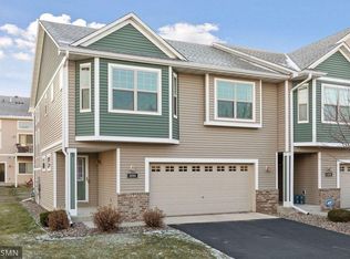 3090 Frontier Dr, Woodbury, MN 55129