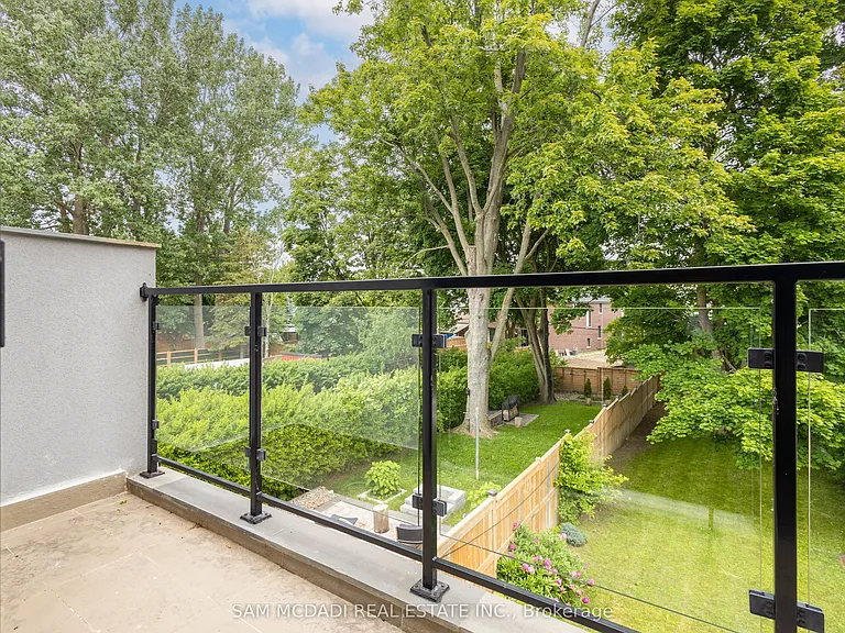35A Broadview Ave — Photo 12