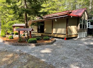 147 Branch Cir, Deming, WA 98244