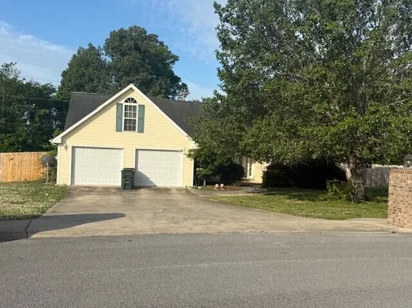 196 Century Dr, Rossville, GA 30741