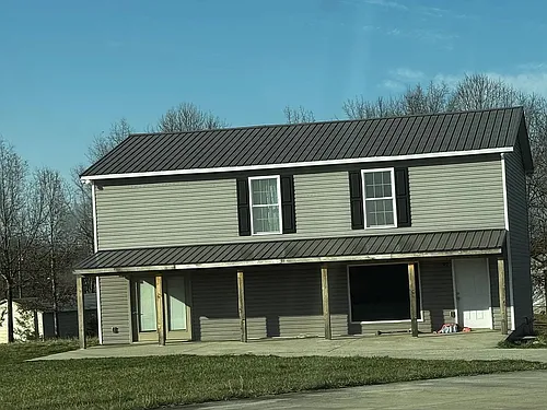 97 Regina Dr Photo 1