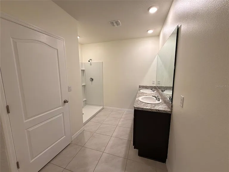 308 Sofia Ln — Photo 22